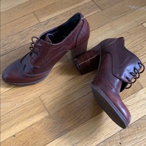 Tommy Hilfiger High Heeled Oxfords
